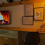 Bright Modern 1br • Quiet • 20 Min Center • Grill Apartment Prague