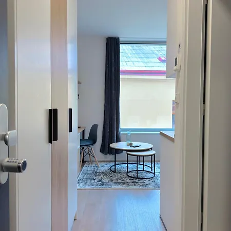 Apartmán Bright Modern 1br • Quiet • 20 Min Center • Grill