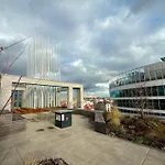Apartament Bright Modern 1br • Quiet • 20 Min Center • Grill Praga