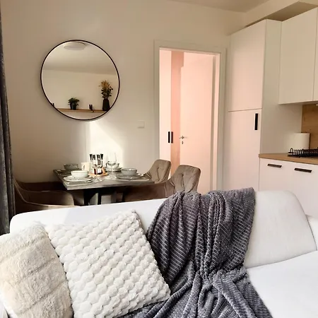 Bright Modern 1br • Quiet • 20 Min Center • Grill Praga