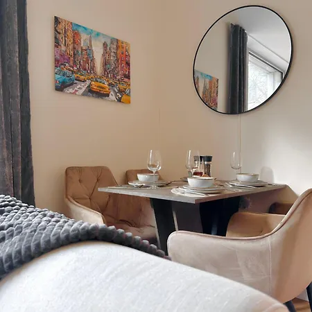 Bright Modern 1br • Quiet • 20 Min Center • Grill Praga
