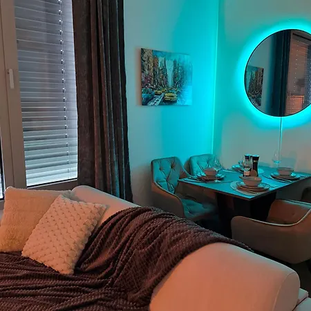 Bright Modern 1br • Quiet • 20 Min Center • Grill Daire Prag