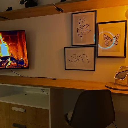 Bright Modern 1br • Quiet • 20 Min Center • Grill Daire Prag